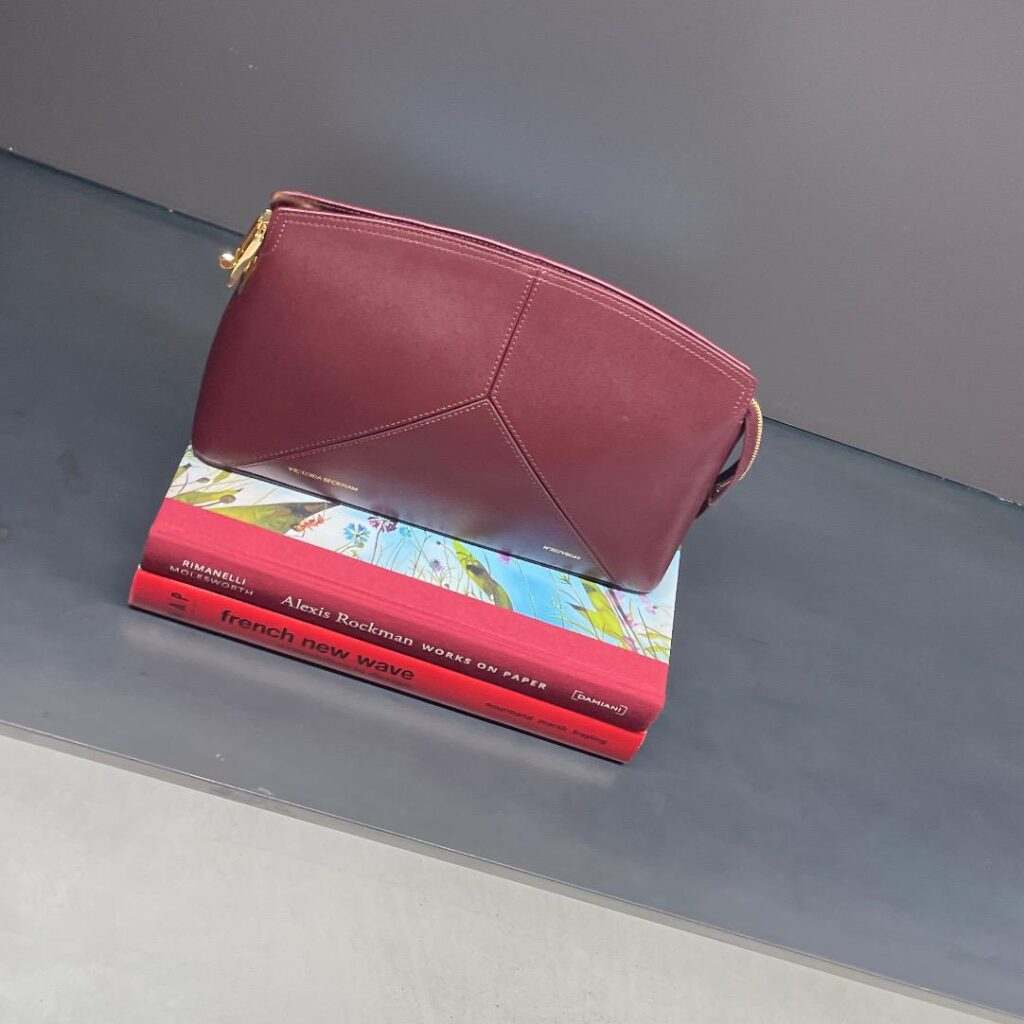 bolsa pequena em couro vermelha