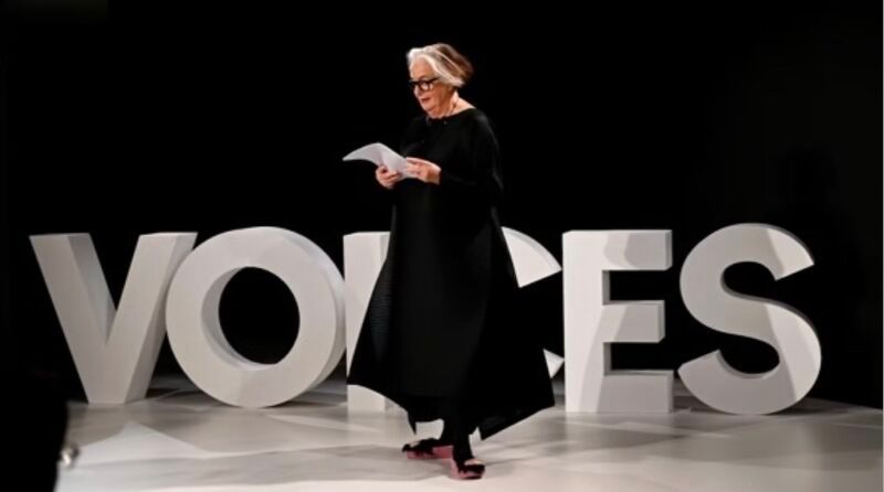 Foto de Li Edelkoort no BOF Voices falando sobre o futuro da moda